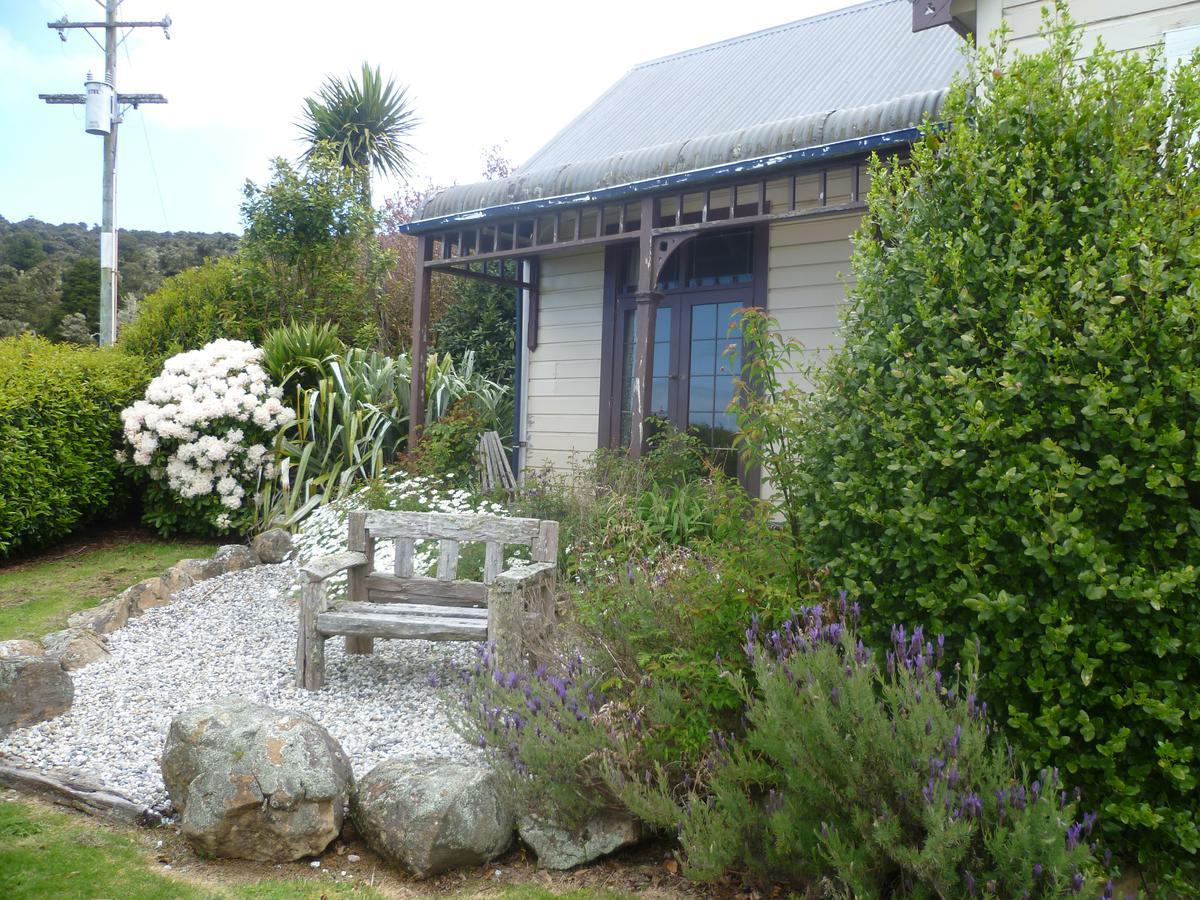 Hilltop Accommodation Catlins Papatowai ภายนอก รูปภาพ